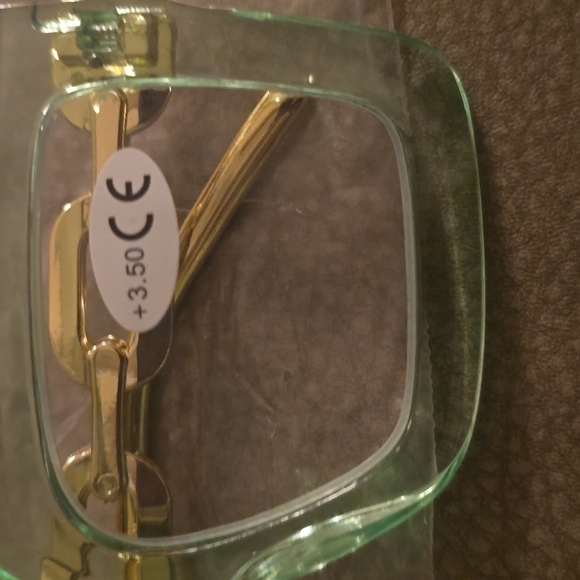 Stylish Green Square Glasses(readers+3.50) - Picture 3 of 4